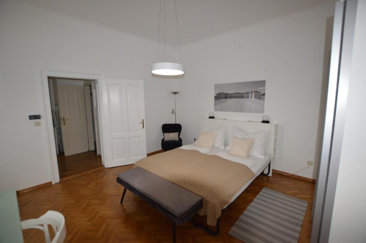 Apartment Penzing Виена Екстериор снимка