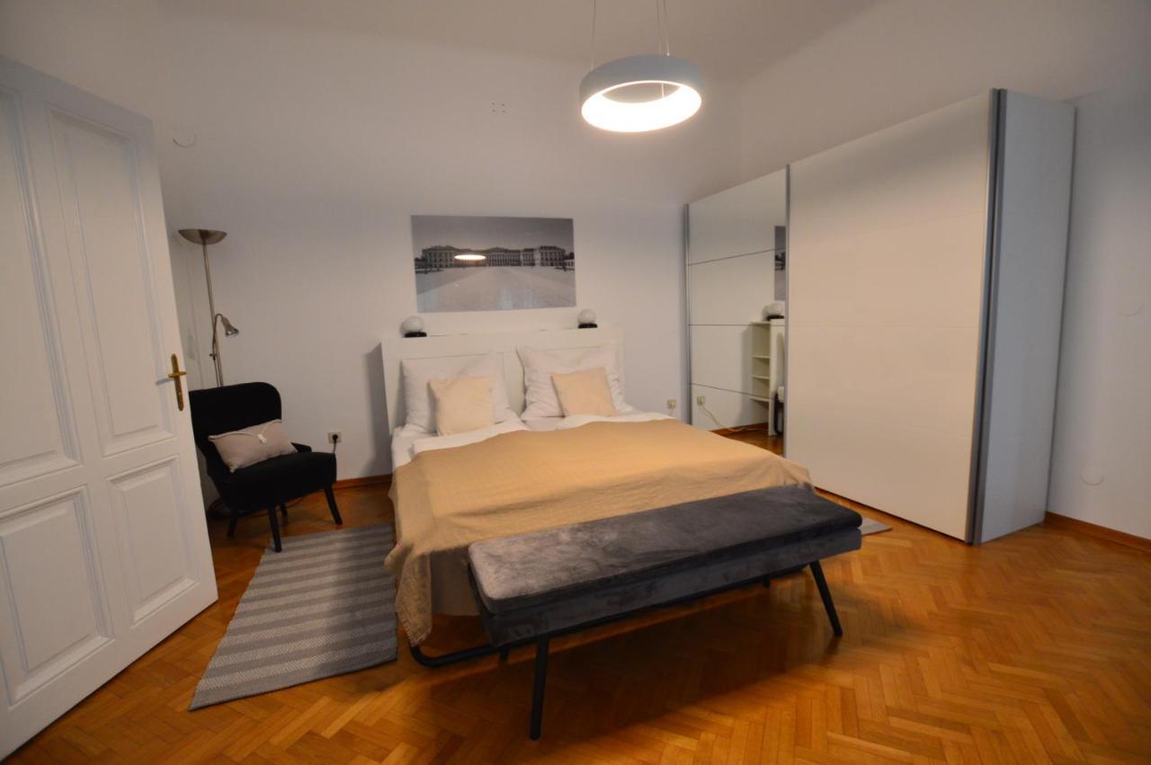 Apartment Penzing Виена Екстериор снимка