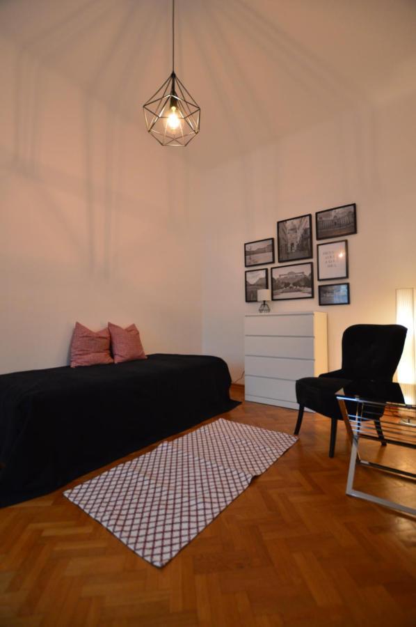 Apartment Penzing Виена Екстериор снимка