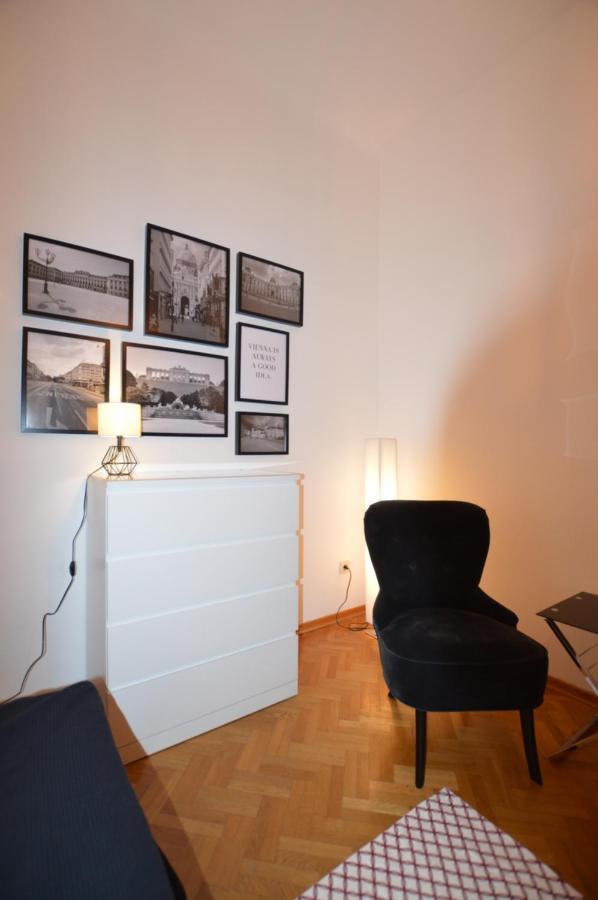 Apartment Penzing Виена Екстериор снимка