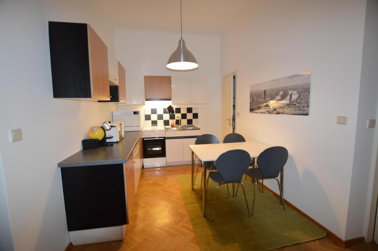 Apartment Penzing Виена Екстериор снимка