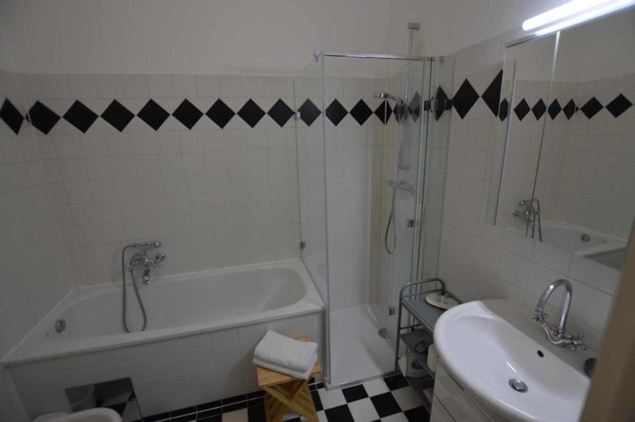 Apartment Penzing Виена Екстериор снимка