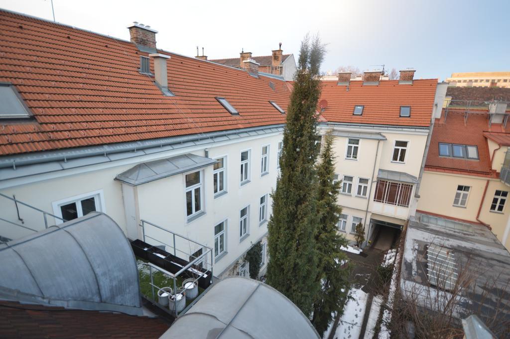 Apartment Penzing Виена Екстериор снимка
