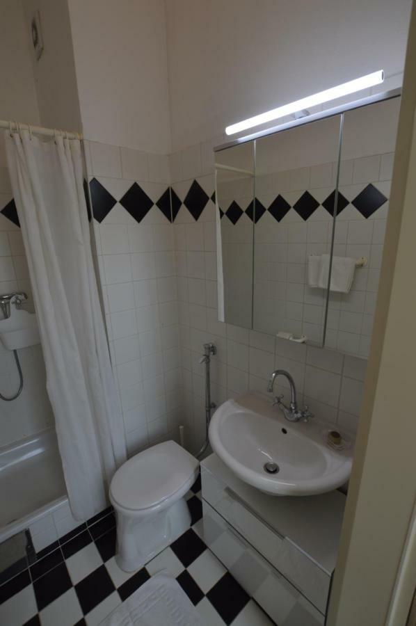 Apartment Penzing Виена Екстериор снимка